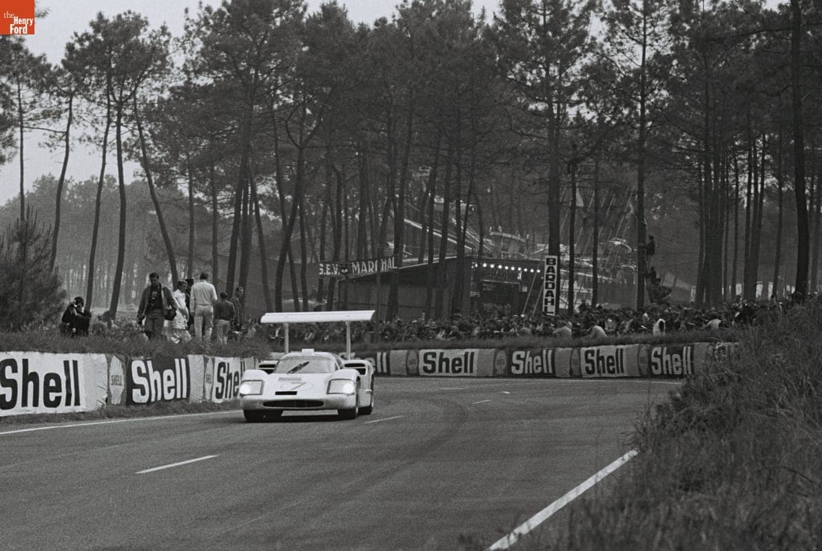 Chaparral 2F Driven by Mike Spence and Phil Hill in the 24 Heures du Mans (24 Hours of Le Mans) Race, June 1967