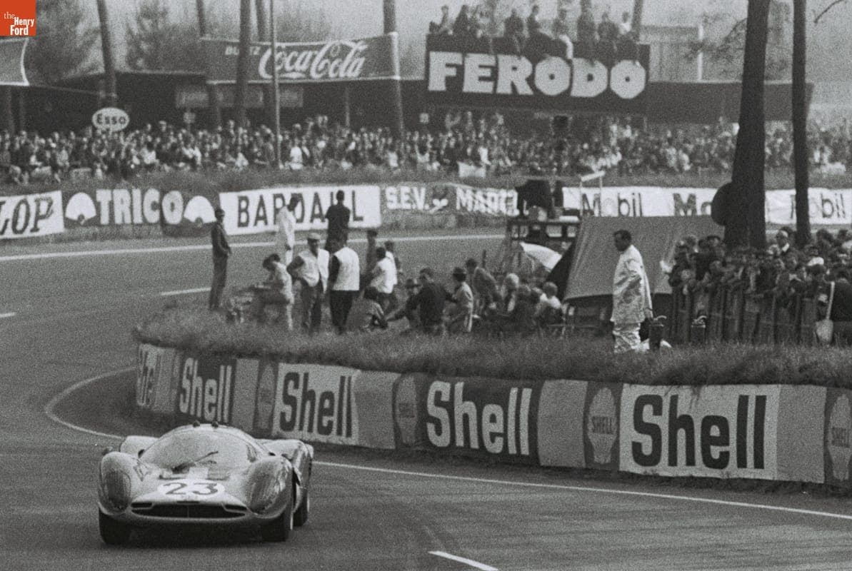 Ferrari 412 P Driven by Richard Attwood and Piers Courage in the 24 Heures du Mans (24 Hours of Le Mans) Race, June 1967