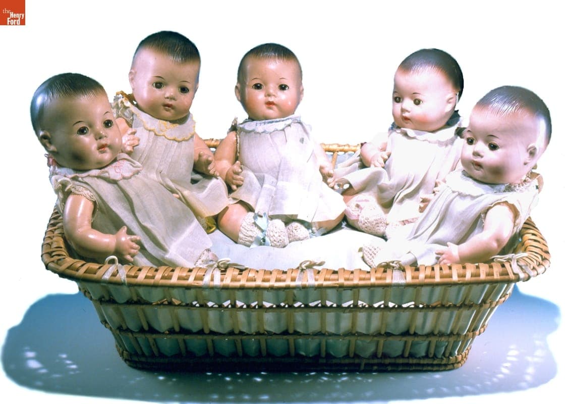 Dionne Quintuplet Dolls, 1935-1939