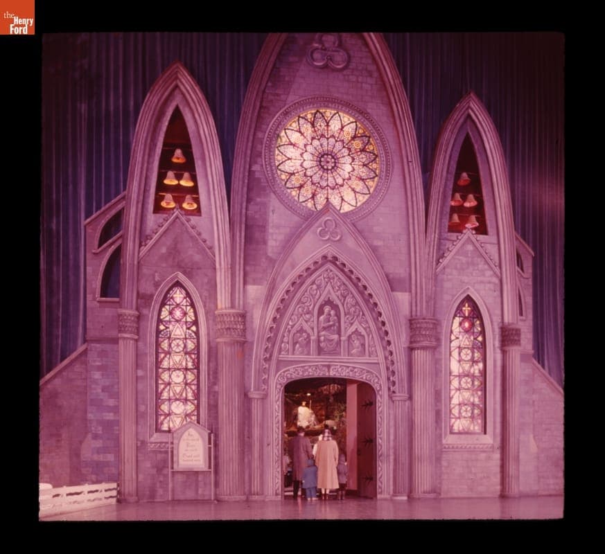 Ford Rotunda at Christmas, "Cathedral" Entrance, 1959
