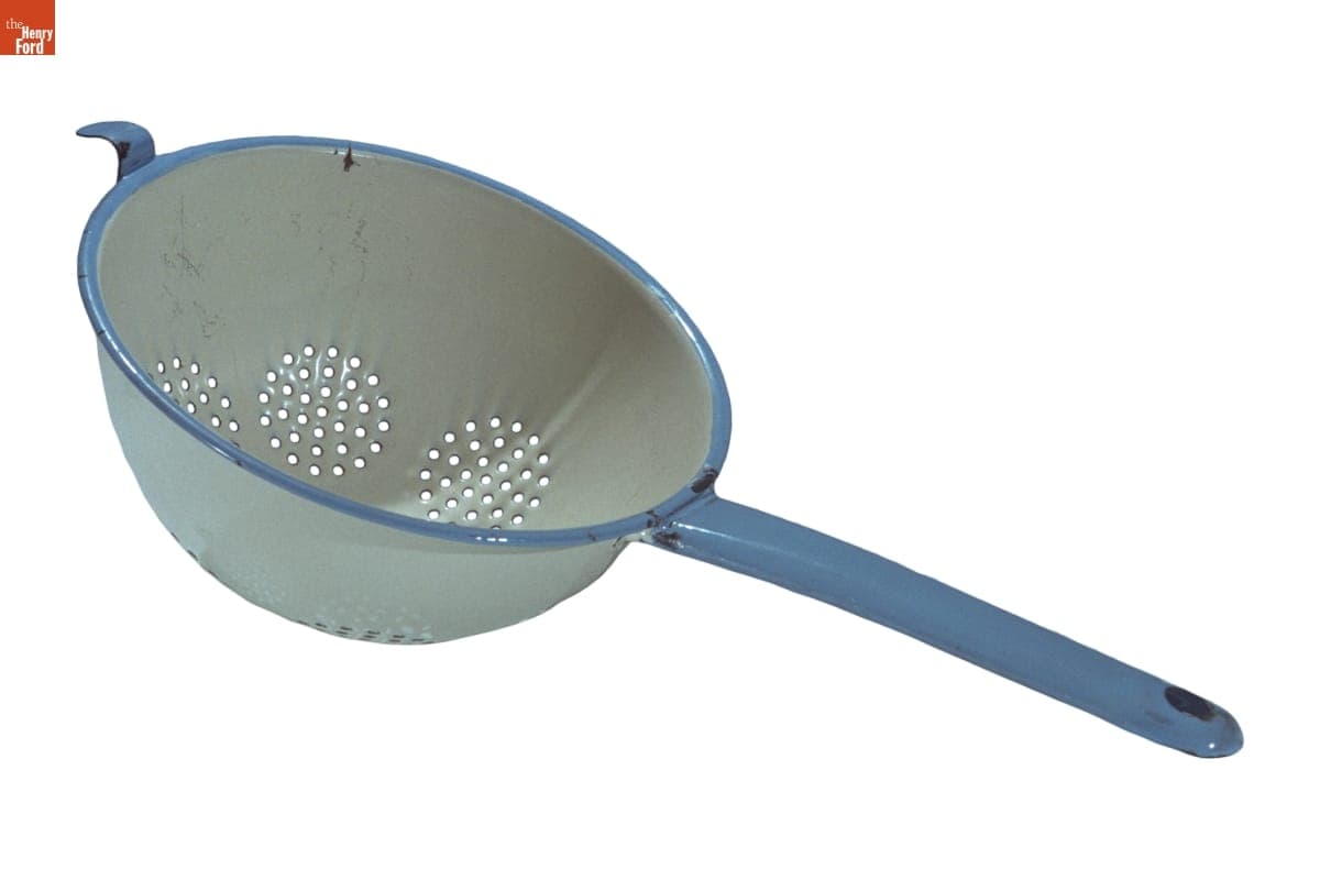 Strainer, 1920-1950