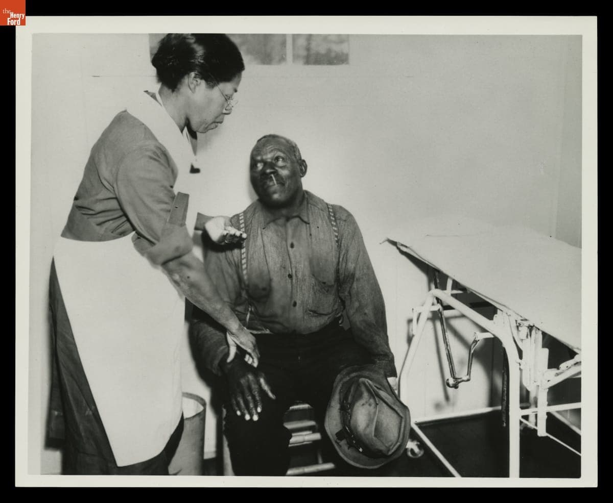 Nurse Reid and Patient in Medical Clinic, Richmond Hill, Georgia, circa 1940