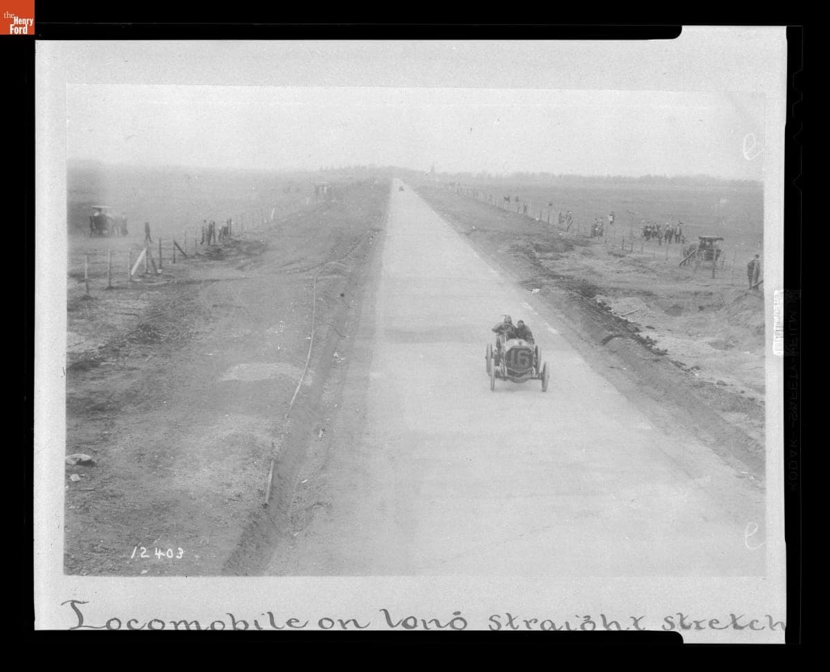 1906 Locomobile "Old 16" in Vanderbilt Cup Race, Long Island Parkway, October 24, 1908