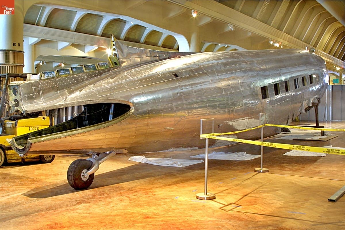 Installing the 1939 Douglas DC-3 Airplane into Heroes of the Sky Exhibit in Henry Ford Museum, March 2003