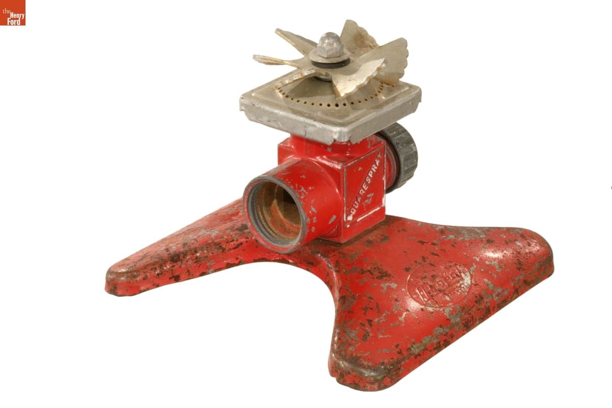 Proën "Squarespray" Lawn Sprinkler