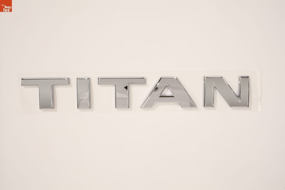 Nissan Titan Nameplate, 2004-2010
