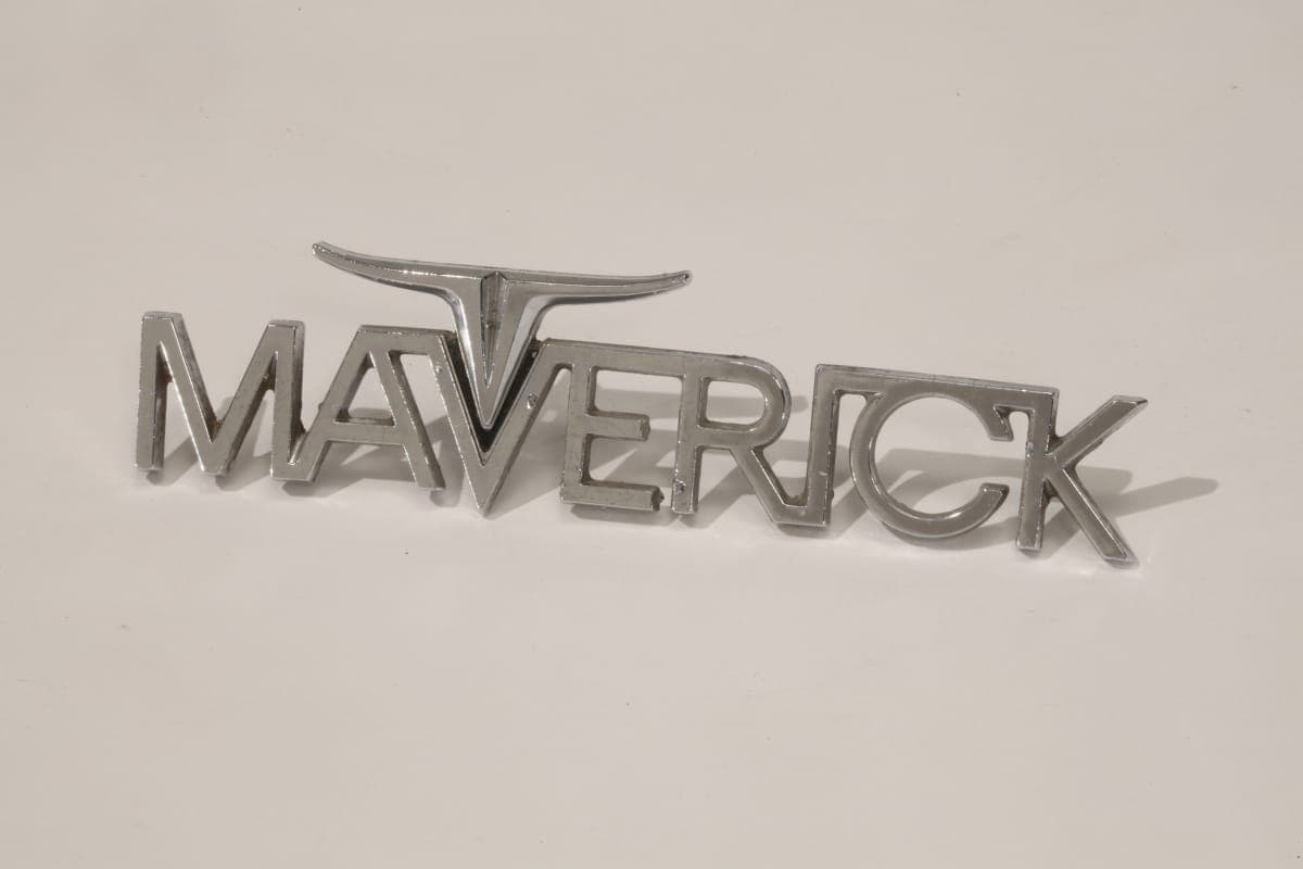 Ford Maverick Nameplate, 1970-1977