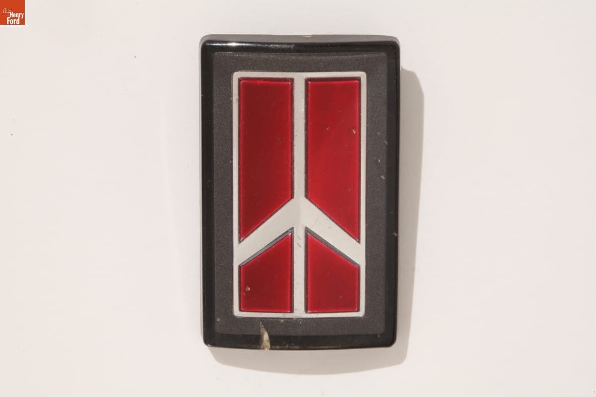 Oldsmobile Emblem, 1990-2008