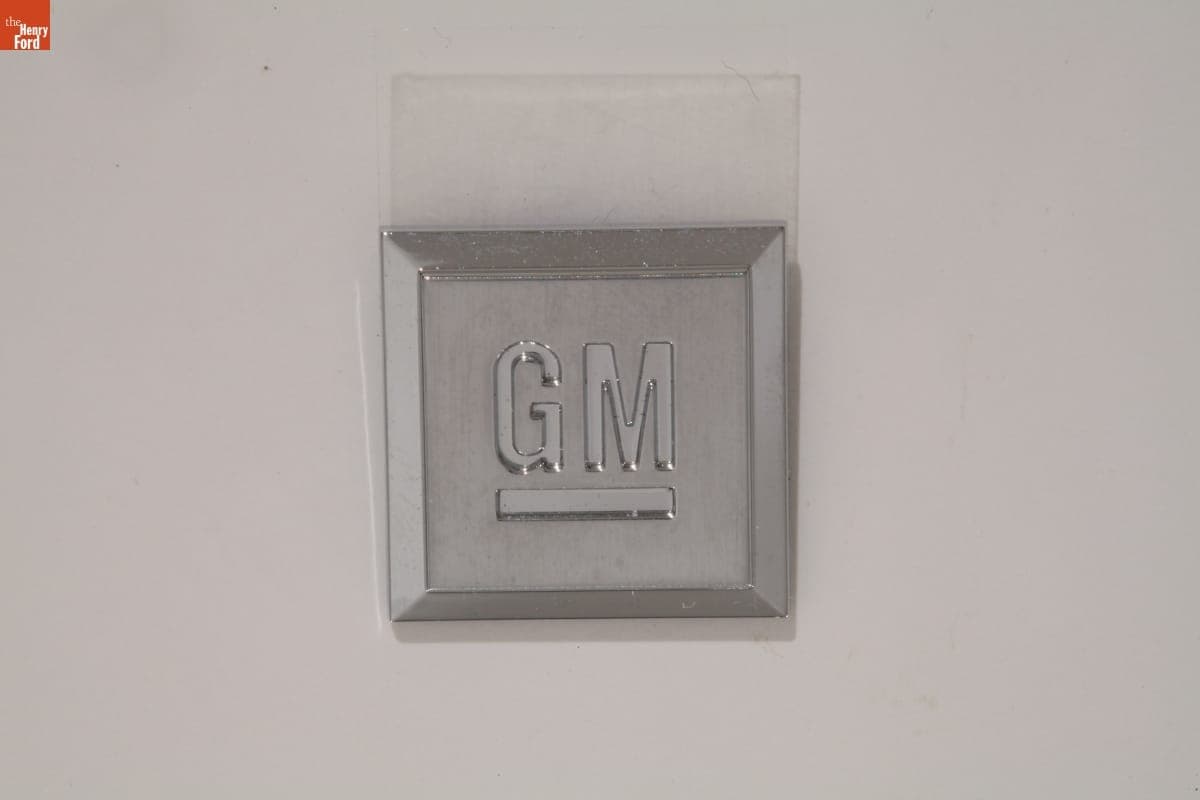 General Motors Emblem, 1990-2008