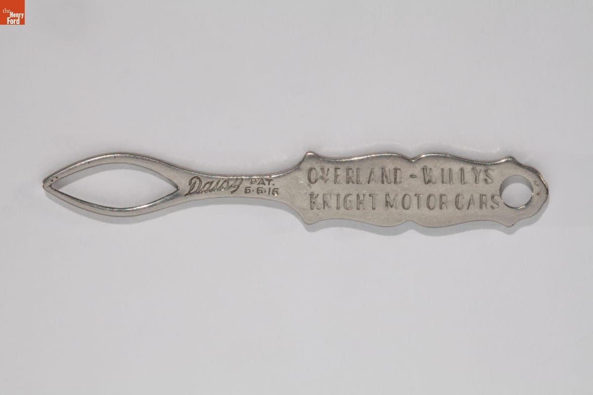 Willys-Overland Dealer Buttonhook, circa 1916