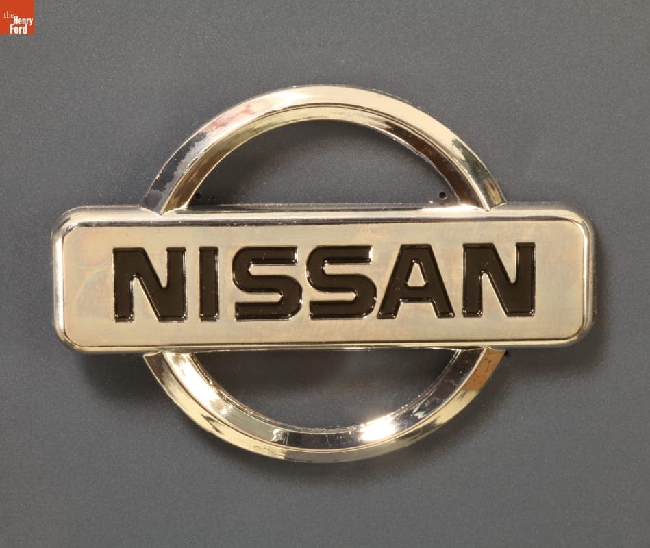 Nissan Emblem, 2008-2011