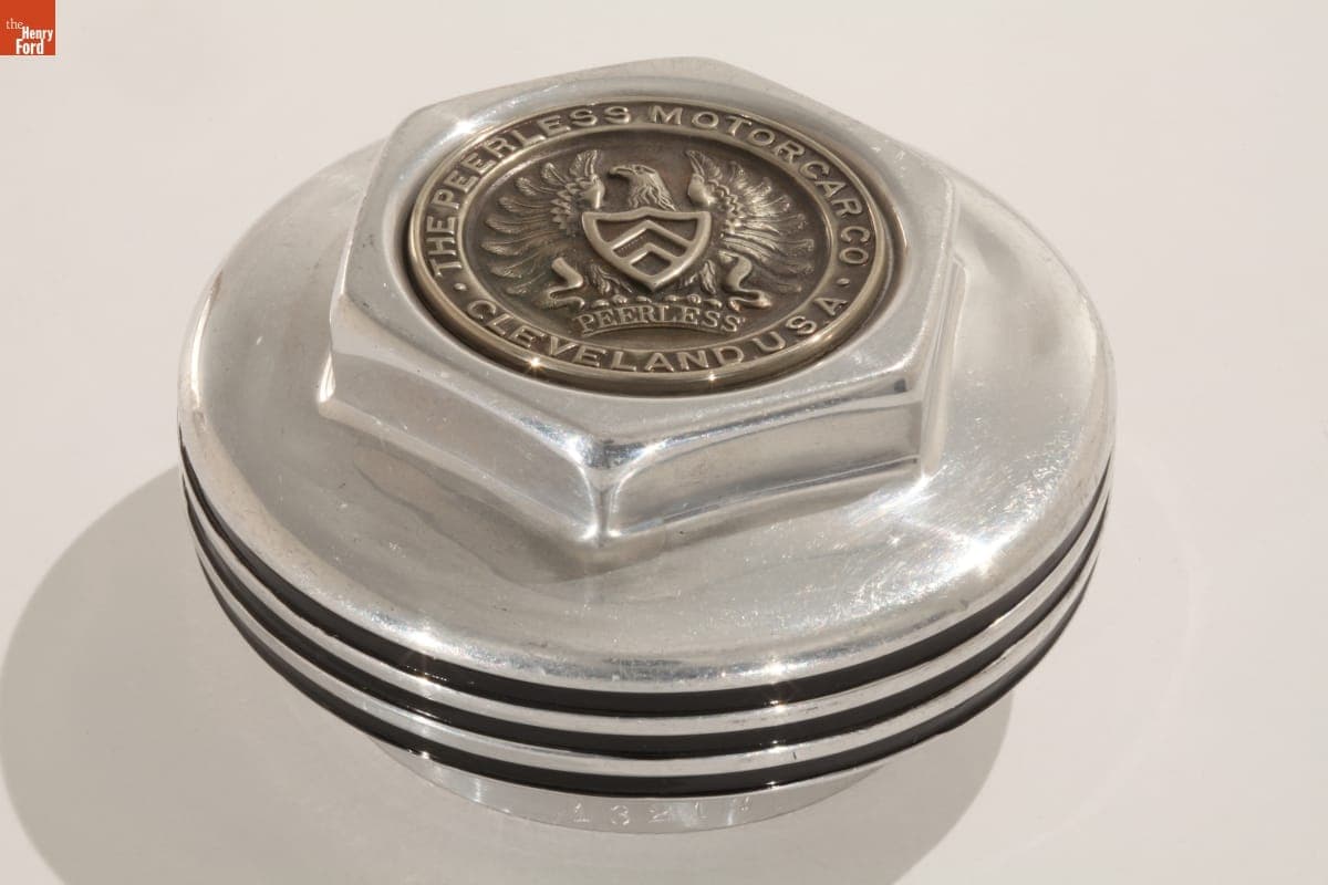 Peerless Hubcap, 1925-1931