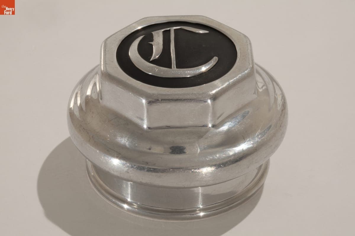 Chrysler Hubcap, 1920-1929
