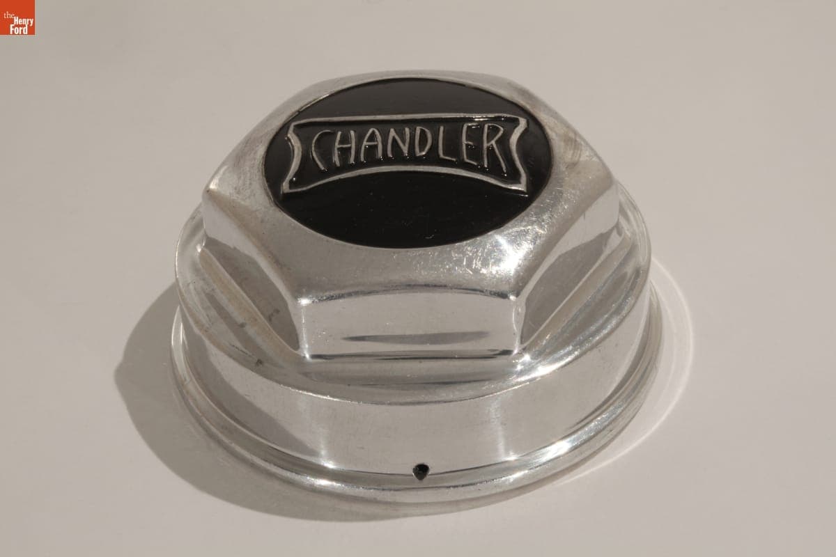 Chandler Hubcap, 1920-1929