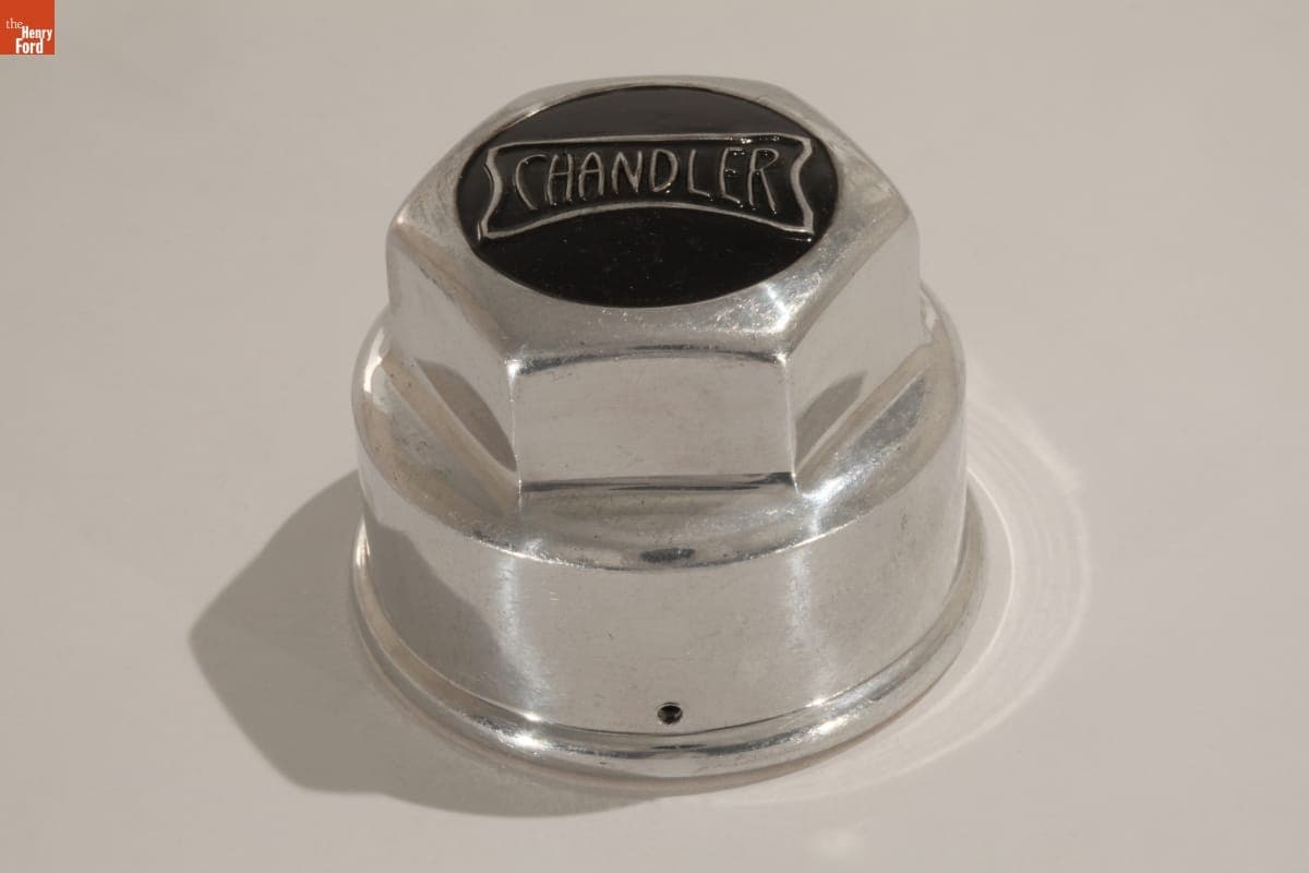 Chandler Hubcap, 1920-1929