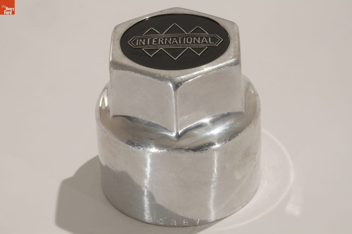 International Hubcap, 1920-1930