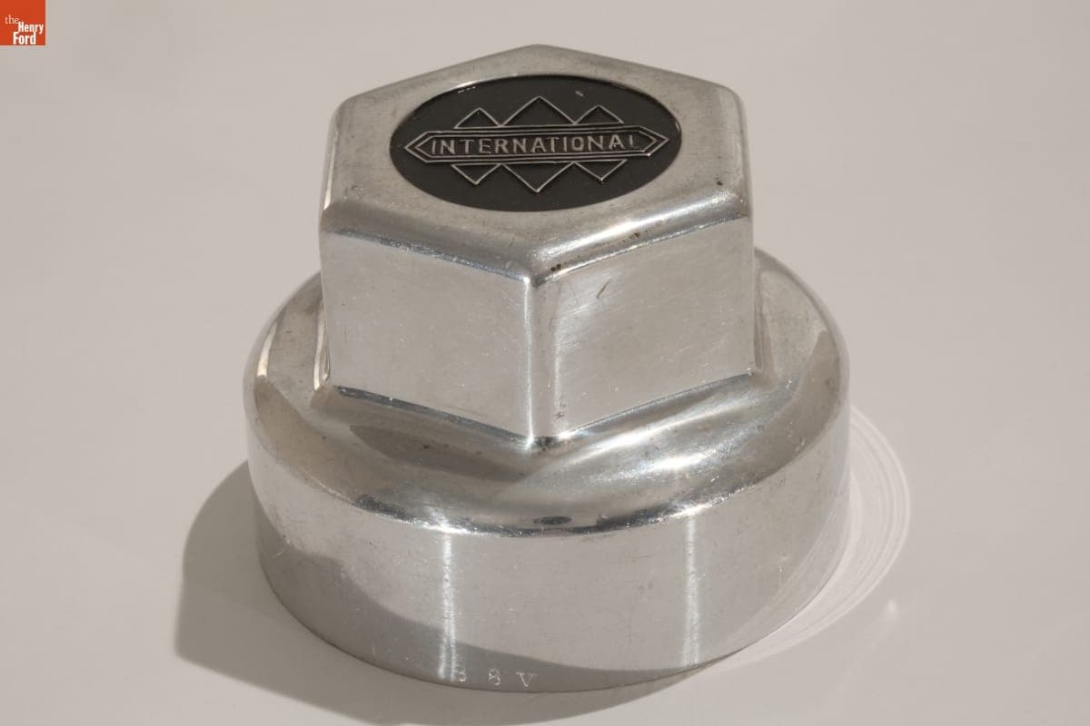 International Hubcap, 1920-1930