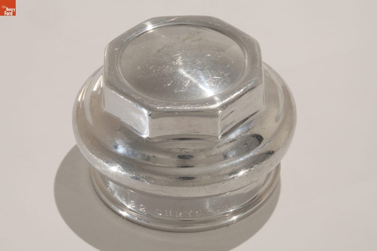 Chrysler Hubcap, 1920-1929
