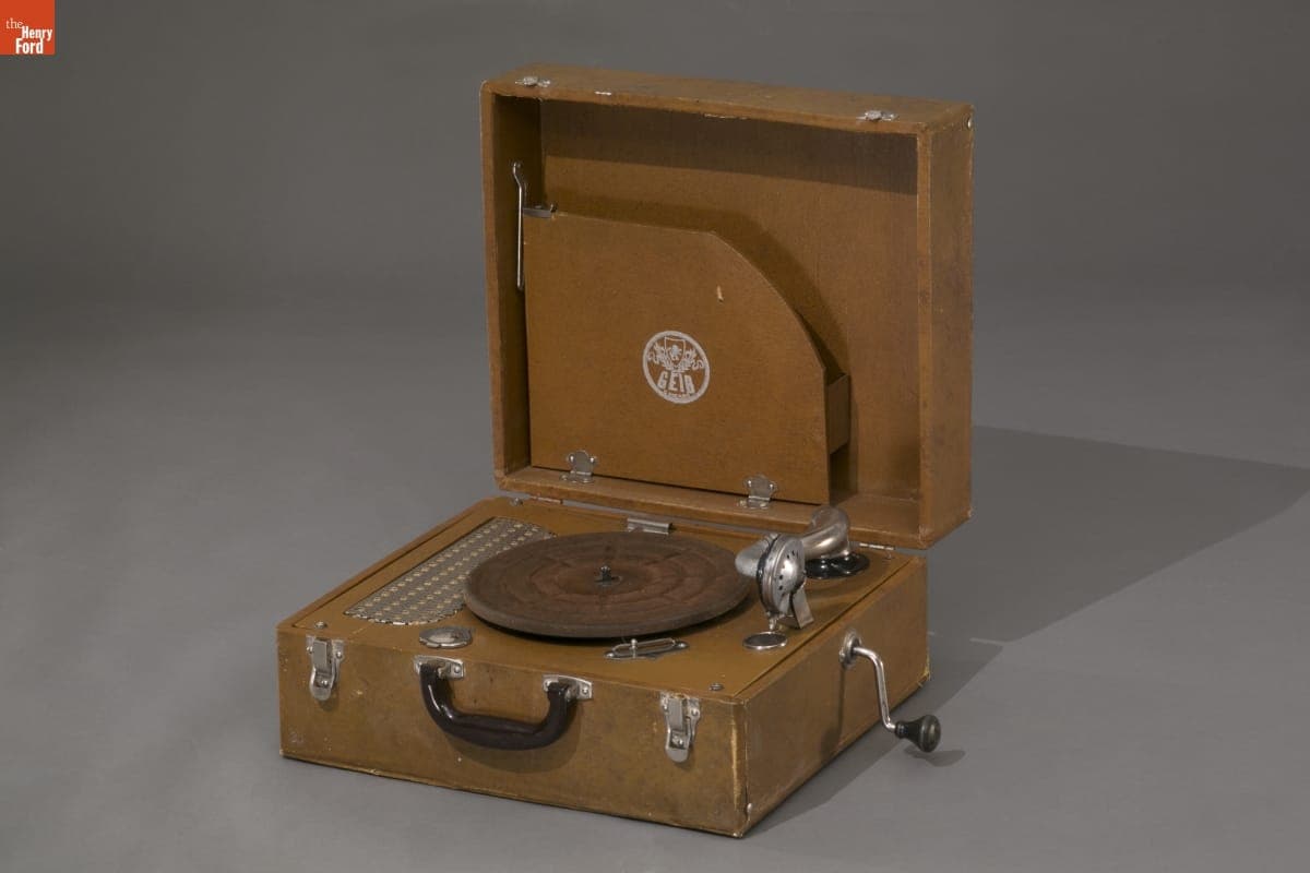 Phonograph, circa 1935, Used by the Hunter Family