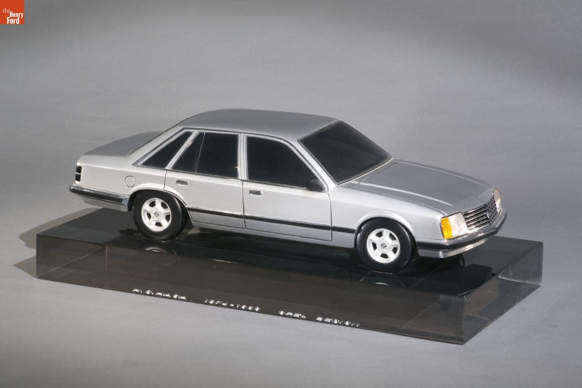 Opel Senator Model Presented to Design Chief Henry Haga, 1980