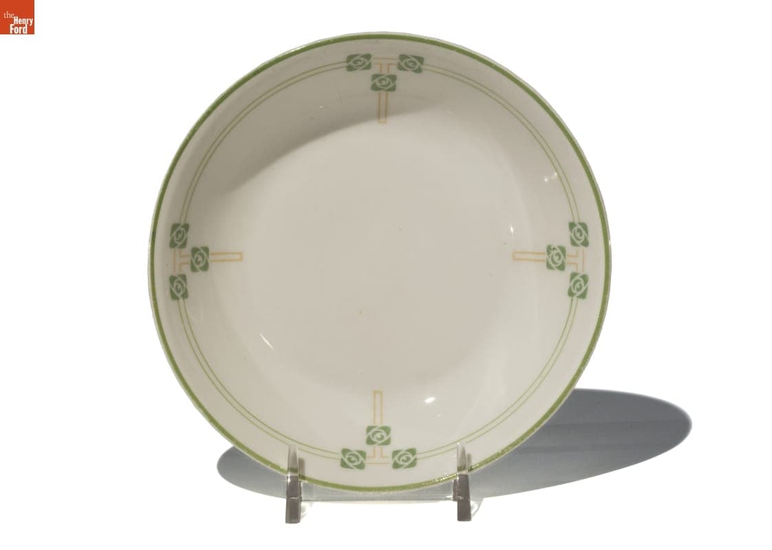 Sauce Dish in Tudor Rose Pattern, 1912-1919