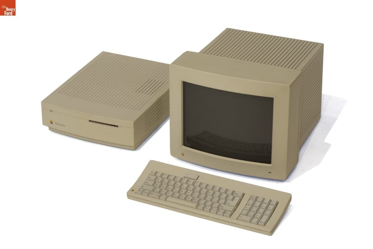 Apple Macintosh Personal Computer, Model IIsi, 1991