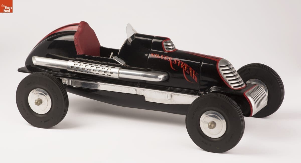 Matthews "Silver Streak" Gas-Powered Racing Tether Car, 1939