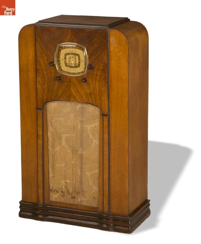Detrola Console Radio, 1936-1940