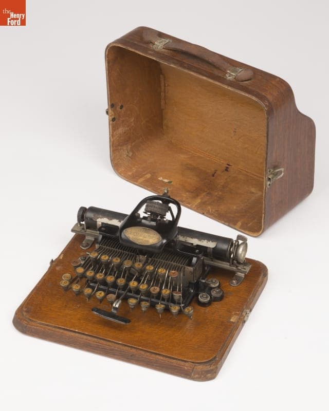 Blickensderfer Portable Typewriter, Model 8, 1908-1909