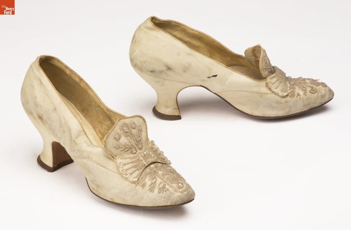 Colonial Pumps, 1910-1930