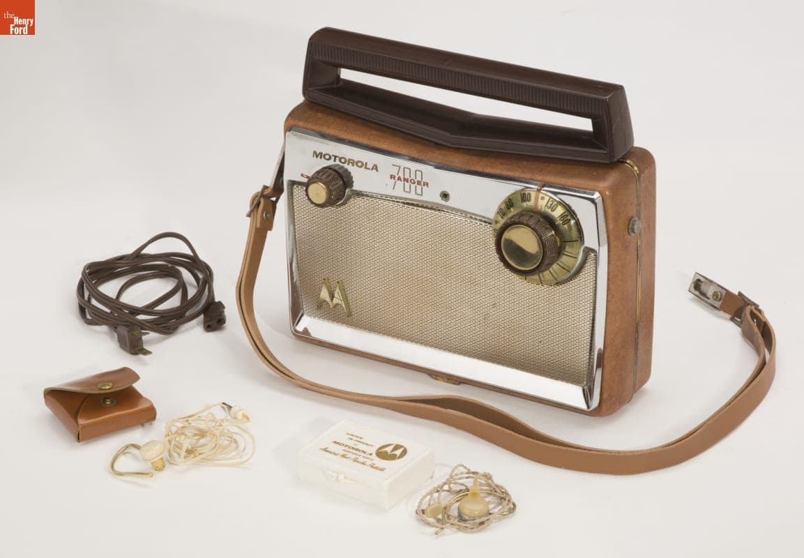 Motorola Ranger 700 Portable Radio, 1957-1960