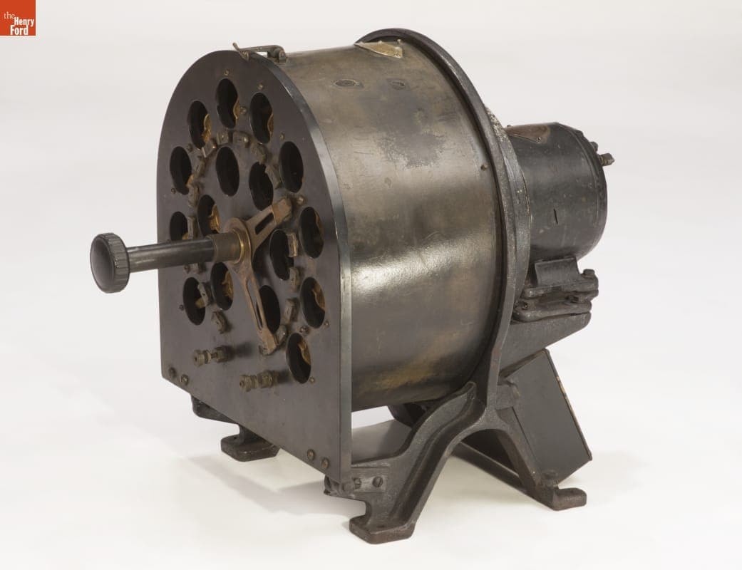Lowenstein Quenched Spark Gap Transmitter, Type A-16G, Used aboard the USS Rowan, circa 1916