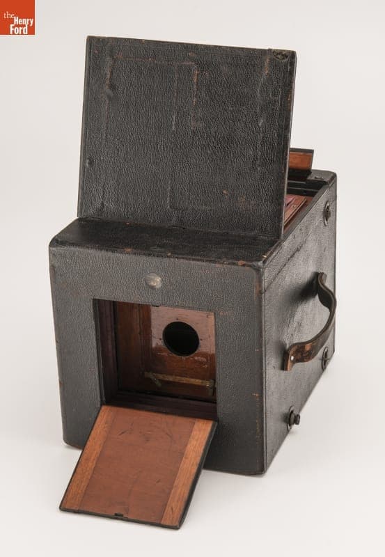 Single Lens Reflex Camera, circa 1905