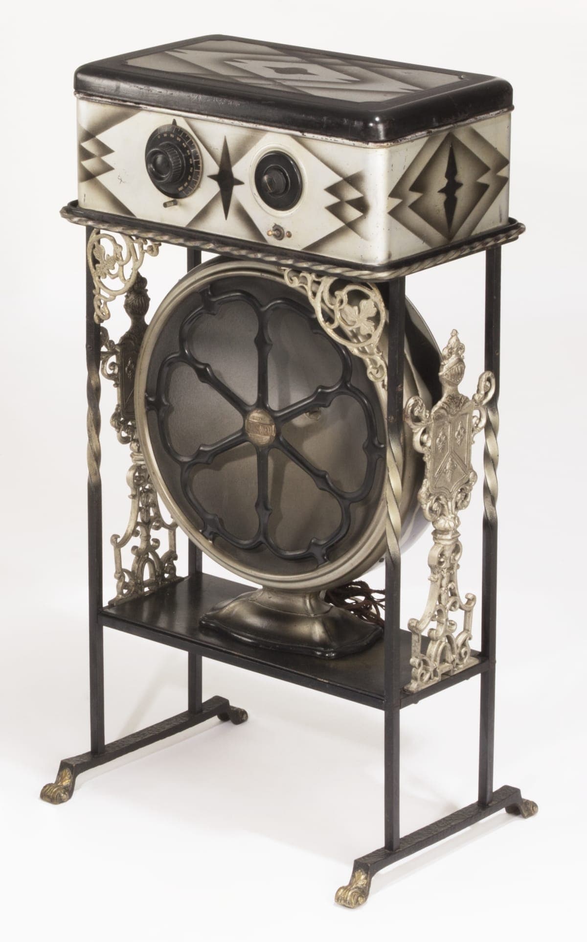 Atwater Kent "Modernistic Style" Amplifier, Type E, 1928