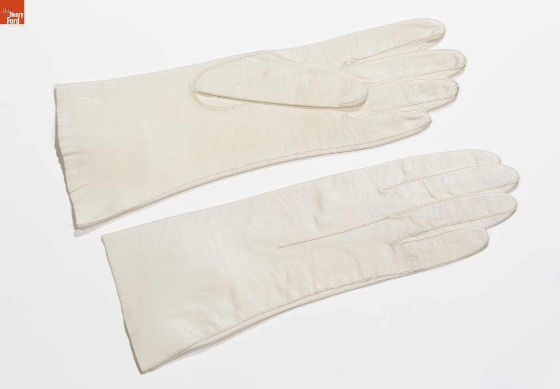 Gloves, 1949-1950