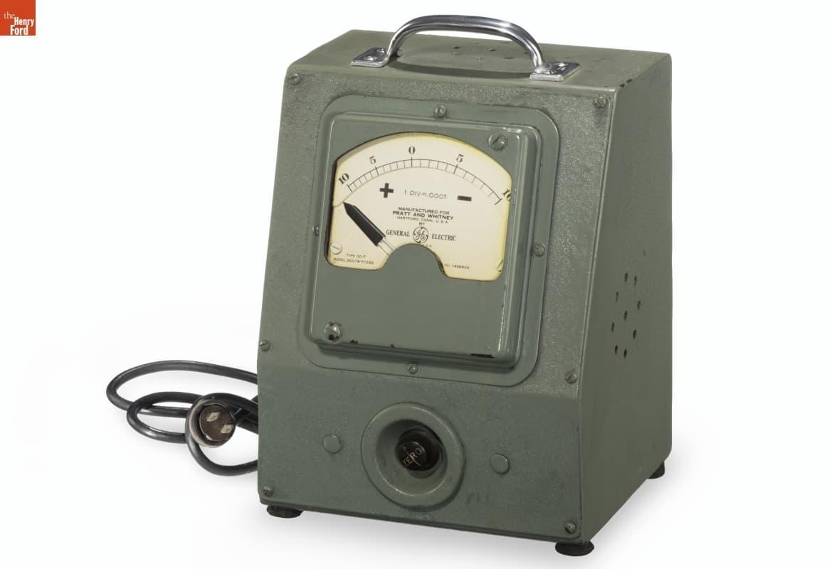 Comparator, circa 1935