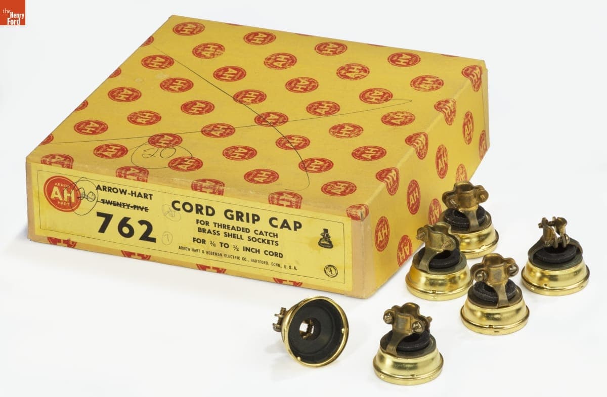 Arrow-Hart & Hegeman #762 Cord Grip Caps, 1958-1968