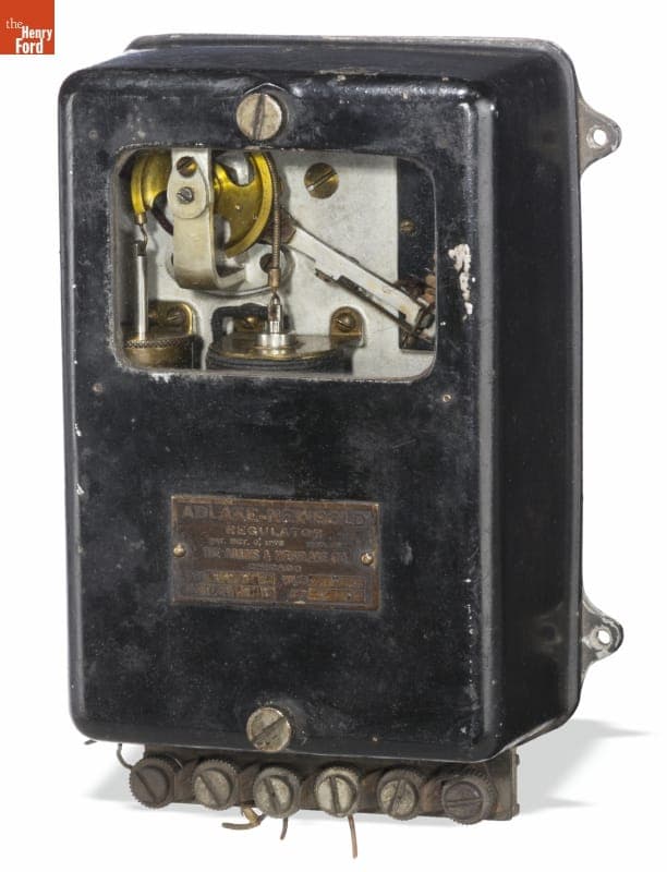 Adams & Westlake Co. Type 3207 Regulator, 1910-1915