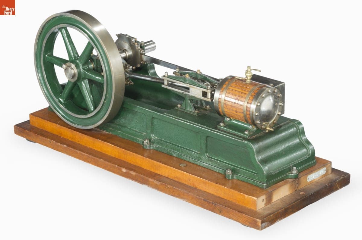 Model of a Single Cylinder Horizontal Engine