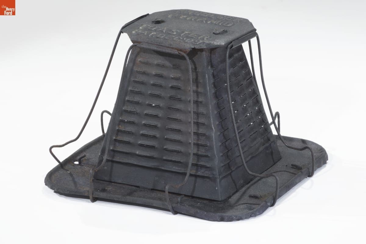 Knoblock Pyramid Toaster, circa 1909