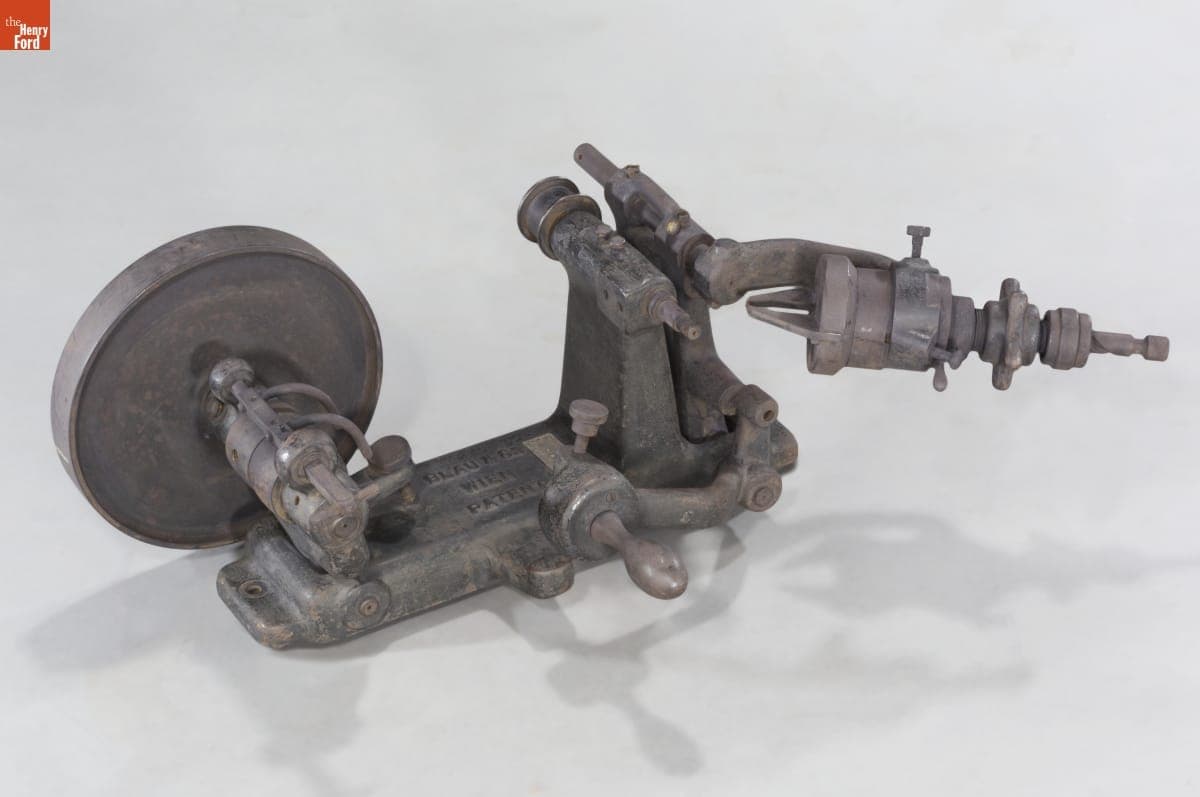 Blau & Co. Bench Machine