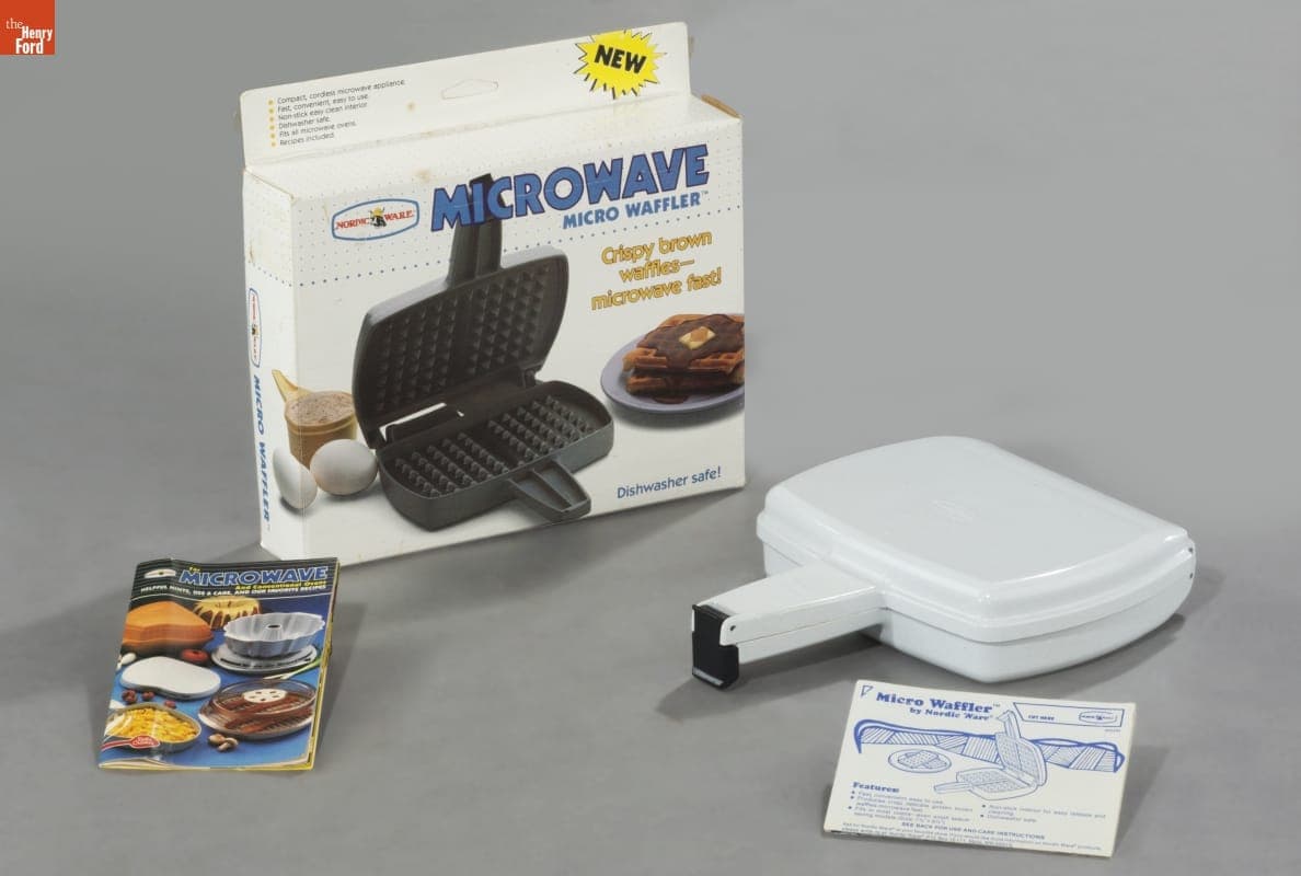 Nordic Ware Microwave Oven Cookware, 1980-1985