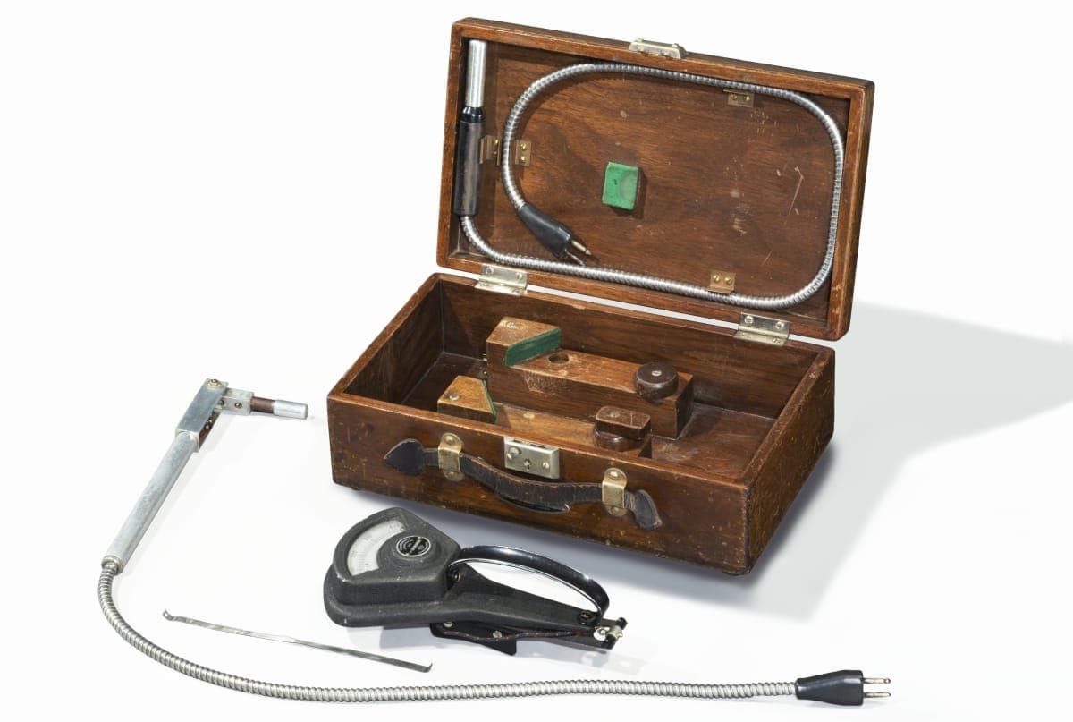 Surface Pyrometer, 1925-1935