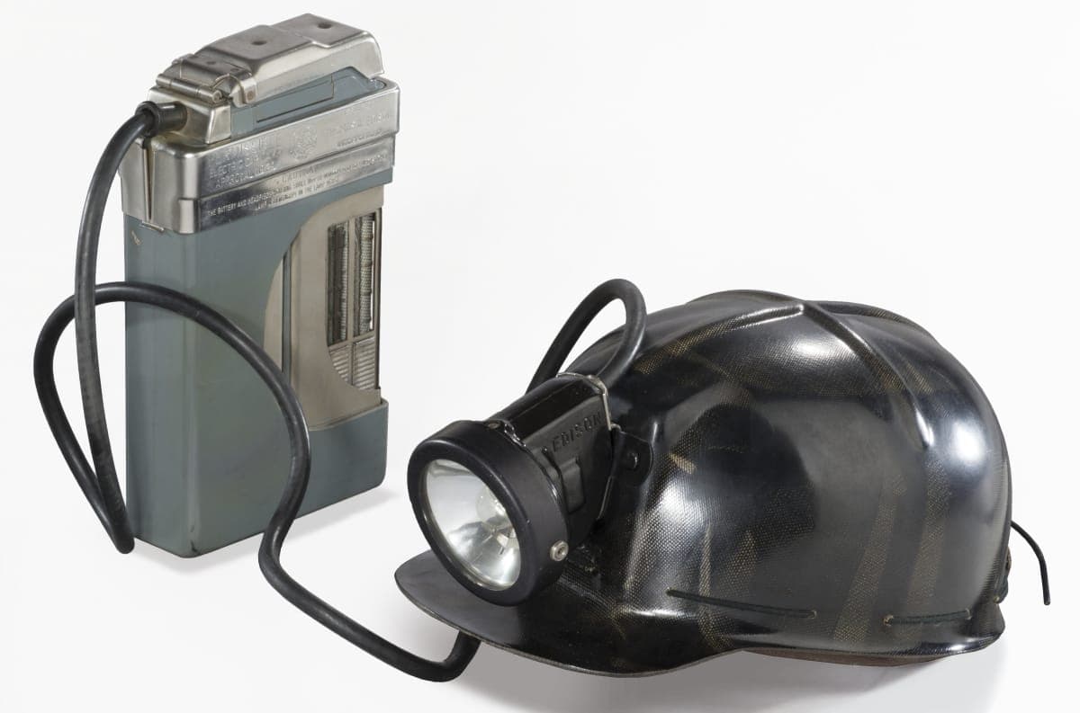 Edison Model R4 Cap Lamp, 1949-1954