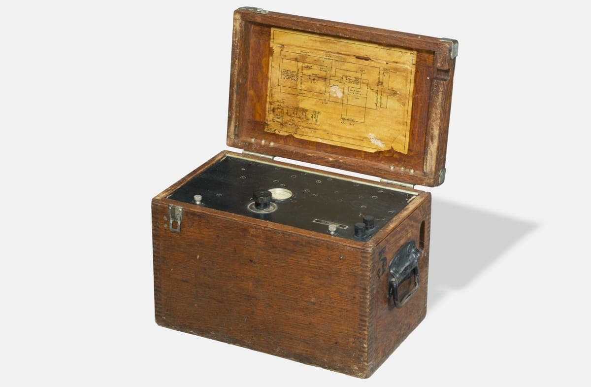 Weston Model 11-A Oscillator