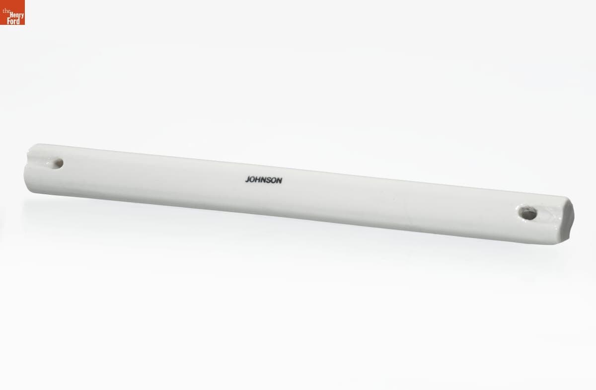 E.F. Johnson Company Antenna Insulator, 1936-1950