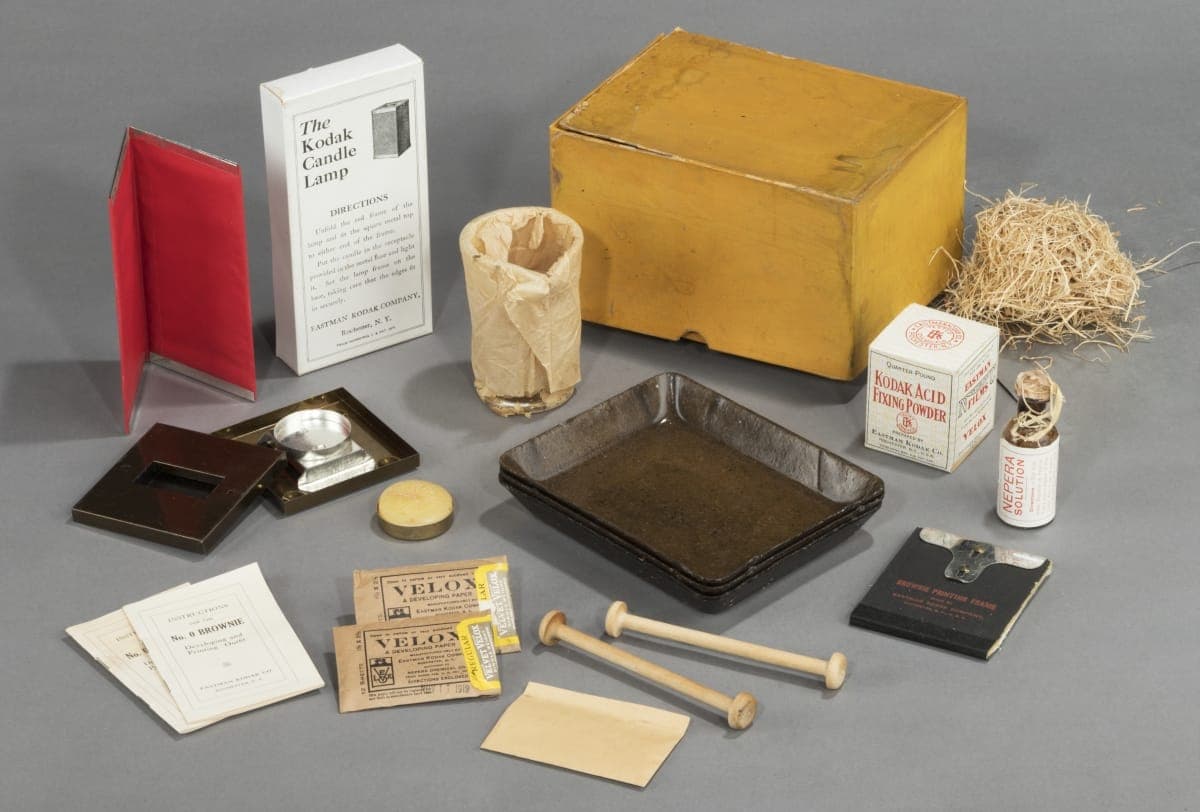 Eastman Kodak No. 0 Brownie Developing and Printing Outfit, circa 1918