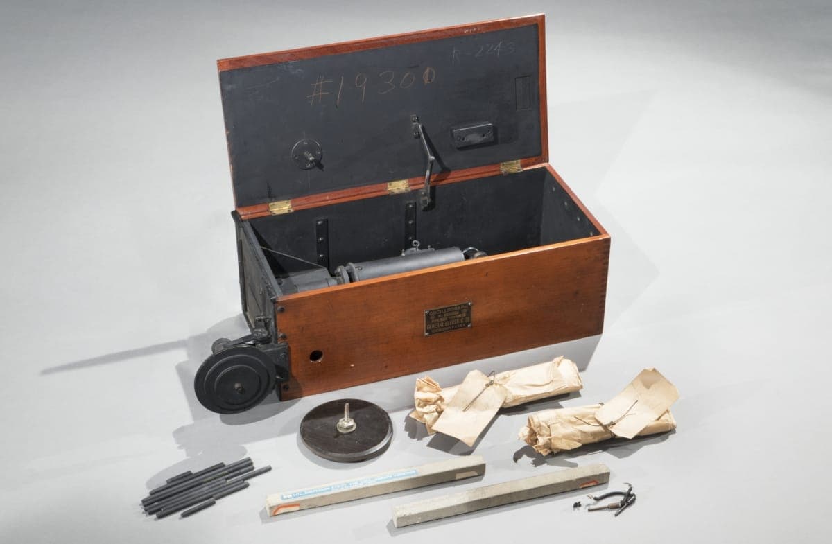 General Electric Type P.M. Oscillograph