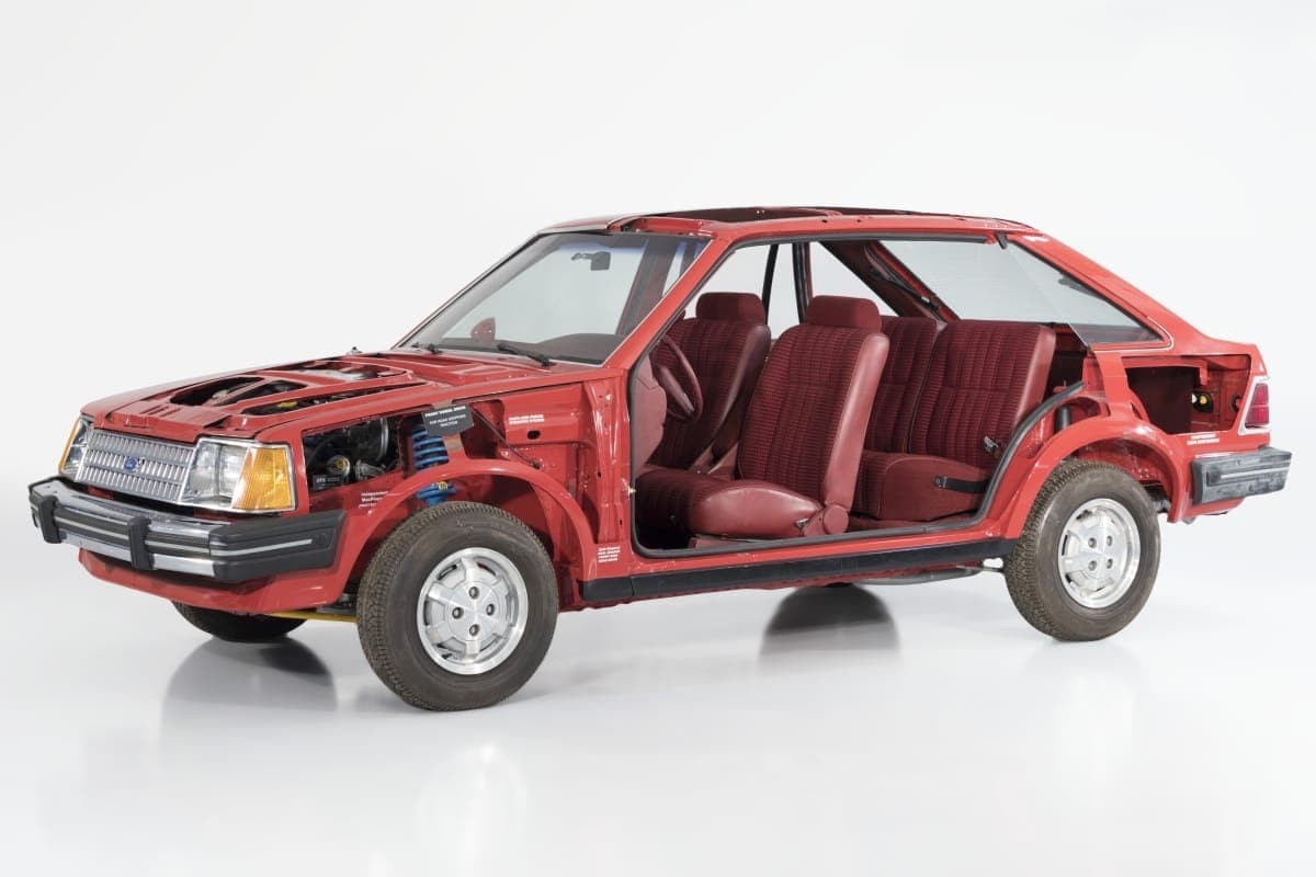 Ford Escort Sedan Cutaway
