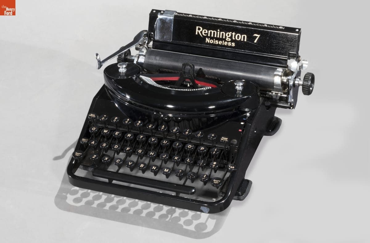 Remington Model 7 Noiseless Typewriter, 1931